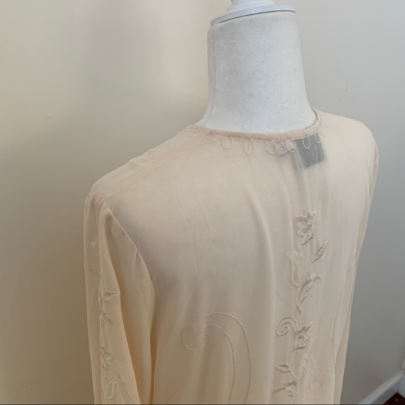 Lush Cream Embroidered Fringe Wide Sleeve Kimono - Picture 8 of 10